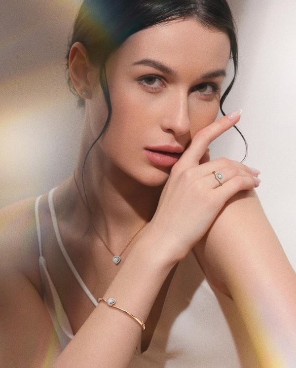 10 Desain Perhiasan Berlian Wanita yang Paling Elegan dan Terkenal Sepanjang Masa